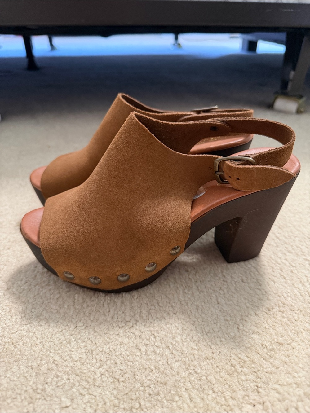 Women's Brown Suede Slingback Clog Heels